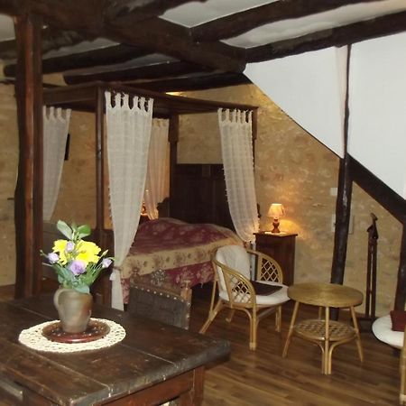 Salignac Eyvigues Gites Des 3 Vallees מראה חיצוני תמונה