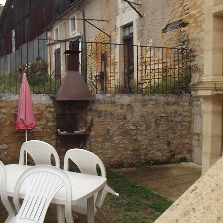 Salignac Eyvigues Gites Des 3 Vallees מראה חיצוני תמונה