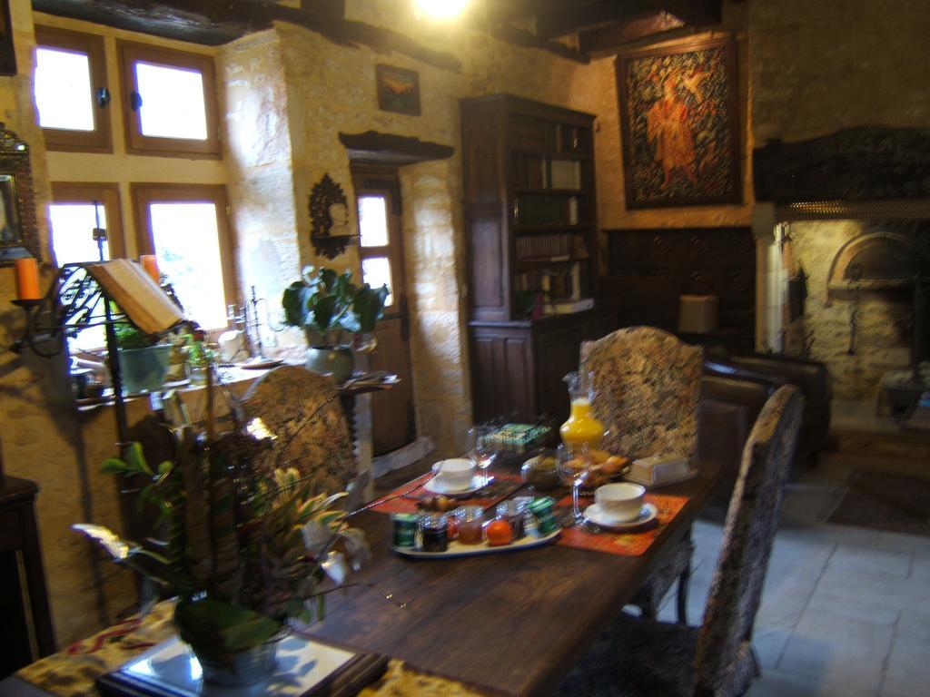 Salignac Eyvigues Gites Des 3 Vallees מראה חיצוני תמונה