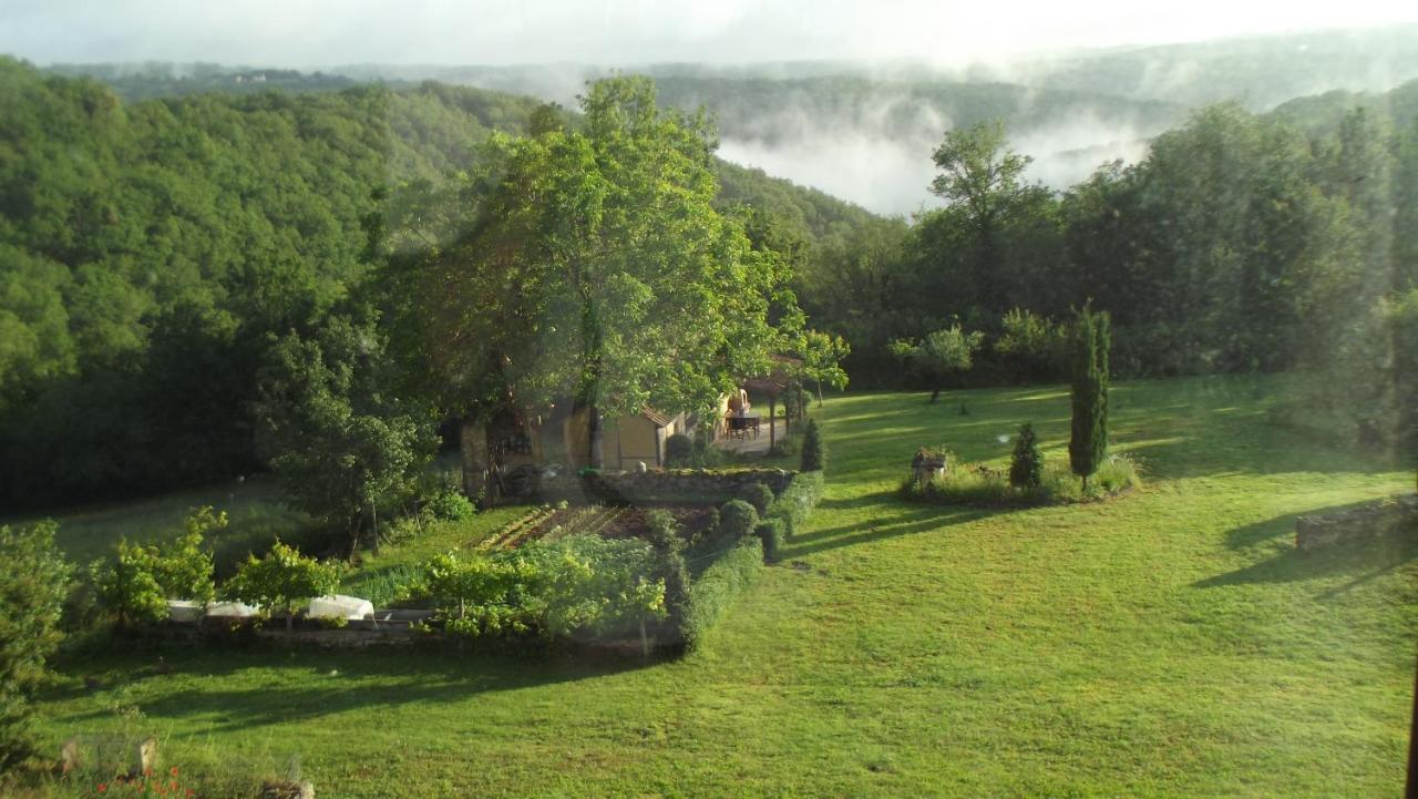 Salignac Eyvigues Gites Des 3 Vallees מראה חיצוני תמונה